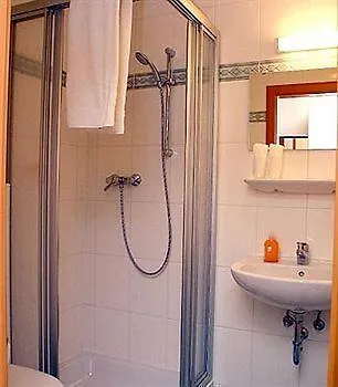 Hotel Evido Salzburg City Center 3*,